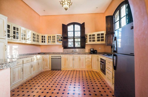 Mouassine House | Villa Dar Yamna Piscine & Vue Atlas