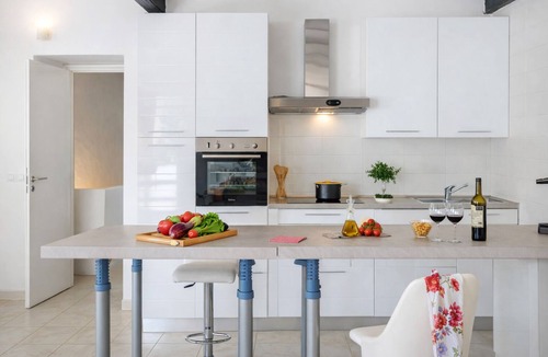 Mosciano Sant'Angelo Villa | Villa Denise – Cozy Winter Escape with Fireplace in Abruzzo near Teramo