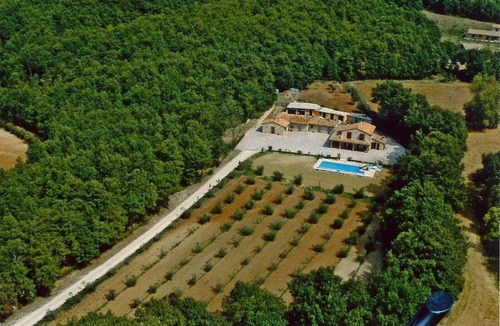 Grutti Apartment | "Villa Elena"—a small apartment in a farmhouse with a pool