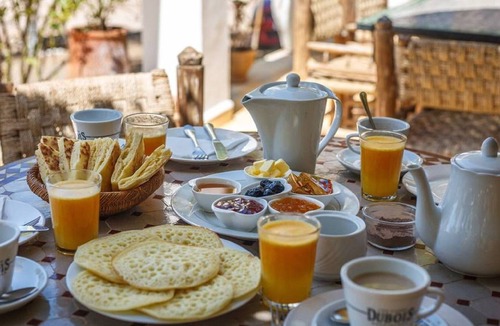 Ahl Agadir House | Villa JUBA ESSAOUIRA - Room for 3 people (5)
