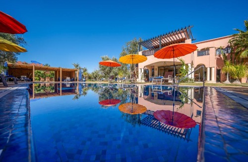 Ait Hamid Villa | Villa Juzyan Piscine-Jacuzzi-Pataugeoire-Pétanque