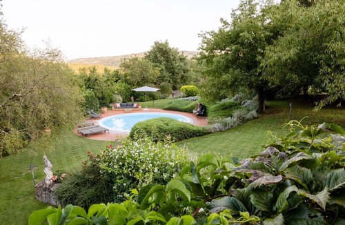 Todi Villa | Villa L’Arco.Luxury Air-Conditioned.Pool with Whirlpool area.Wi-Fi.Near Tuscany