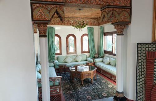 Haouzia Villa | Villa meublée face à la mer, Golf et Verdure