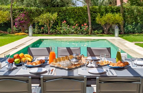Oulad Hassoune Villa | Villa moderne et luxueuse à Marrakech.