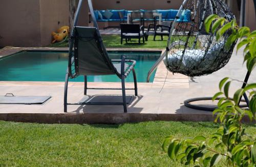 Tassoultante Villa | Villa piscine privée, Détente familiale Marrakech