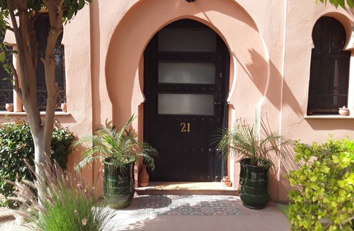 Palmeraie Villa | Villa/riad Tout Confort Décoration Soignée + Cuisiniere