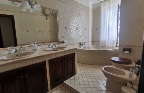 Montegranaro Other | Villa Rio Maggio, 4 rooms, 12 people, private pool, a few km from the sea