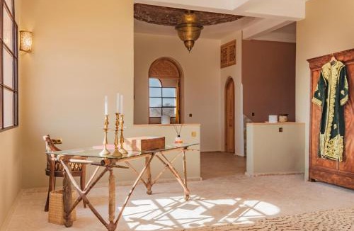 Ida Ougourd Villa | Villa Swira Beldi, Essaouira, tennis, piscine chauffée et services