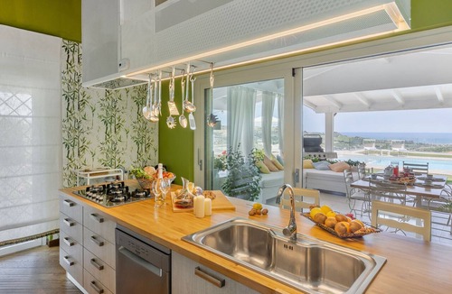 Acquaviva Picena Villa | Villa with a heated pool and sea views, just 10 minutes from the beaches of San Benedetto del Tronto