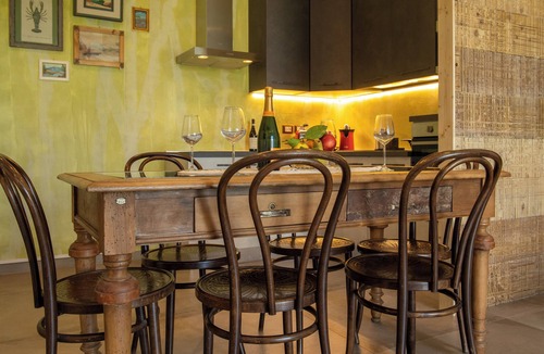 Magione Condo | Villa with pool and garden on Lake Trasimeno