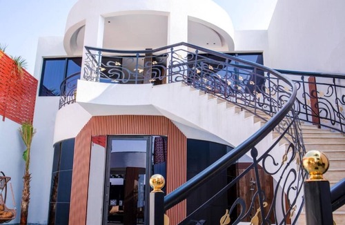 Riyadh Apartment | Villa with Private Pool 7