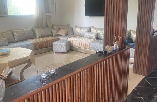 Ahrara House | Villa with swimming pool in quiet countryside not overlooked