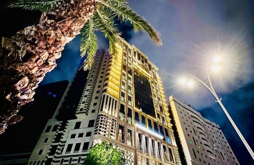 Al Aziziyah Hotel | Violet Al Azizia Hotel MASJID Al Qatari