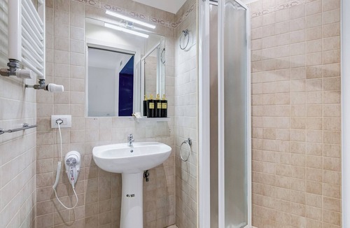 Sallustiano Apartment | VIVILO COLLECTION - Marche 54 Apartment (Close to Via Veneto)