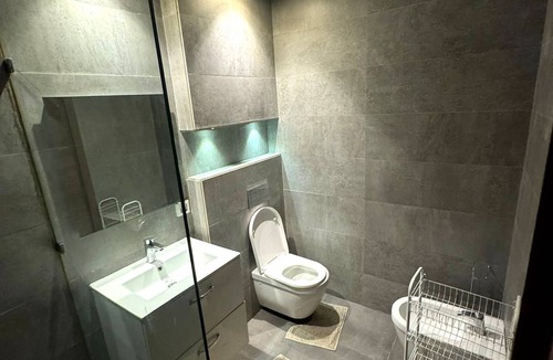 Deroua House | Welcoming To Our Quite building Multi Apartments
