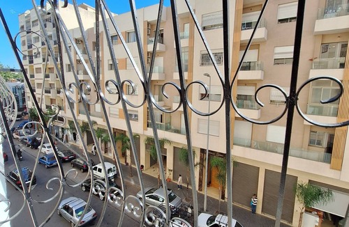 Belvedere Apartment | Whole house 2 mun from Casa-voyageur