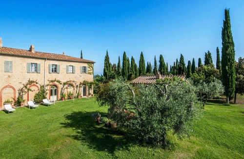 Montalcino Villa | Wonderful private villa for 16 people with A/C, private pool, WIFI, TV, patio and panoramic view