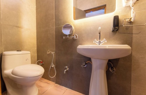Tapovan Hotel | ZoukStayz – Your Home Away From Home