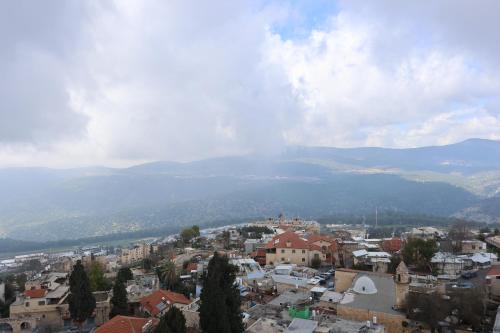 ירושלים a