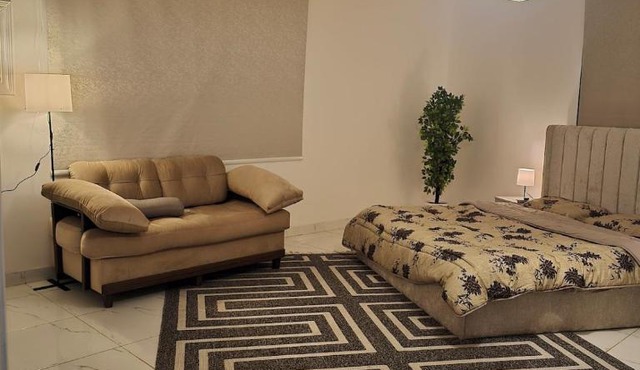 استديو النور بدخول ذاتي بجانب الحرم