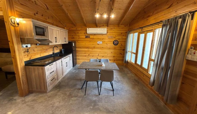 تمبر هاوس Timber house