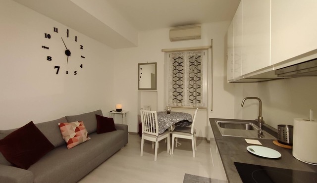10 minutes from Trastevere romantic apartment