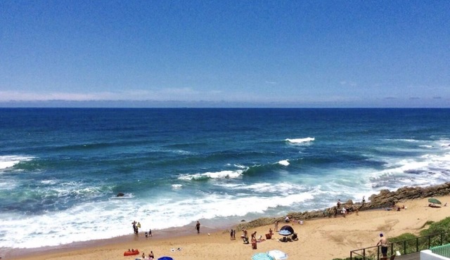 13 Skiathos - Beachfront Apartment - Shakas Rock/Ballito - NO LOADSHEDDING