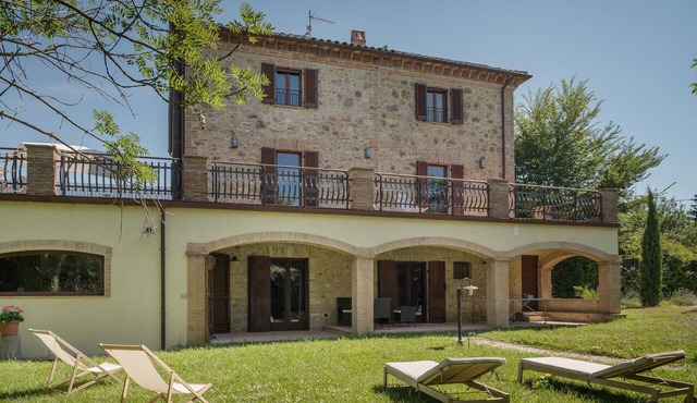 2 bedroom amazing apartment in Avigliano Umbro