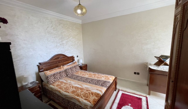 2 BEDROOM APPARTMENT !