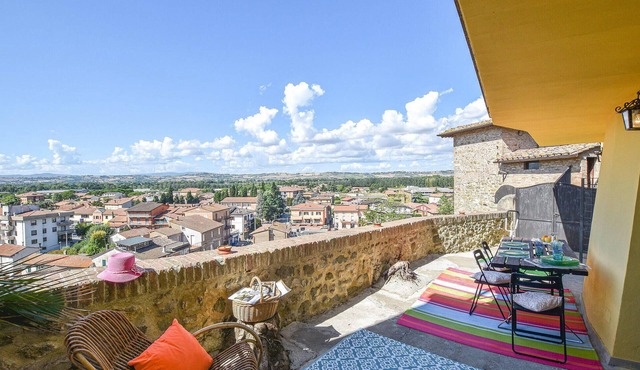 2 bedroom awesome apartment in Deruta