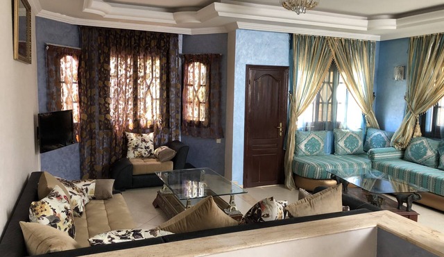 3 bedroom airco’d apartment on 1st floor of Villa Yasmine calm, secure