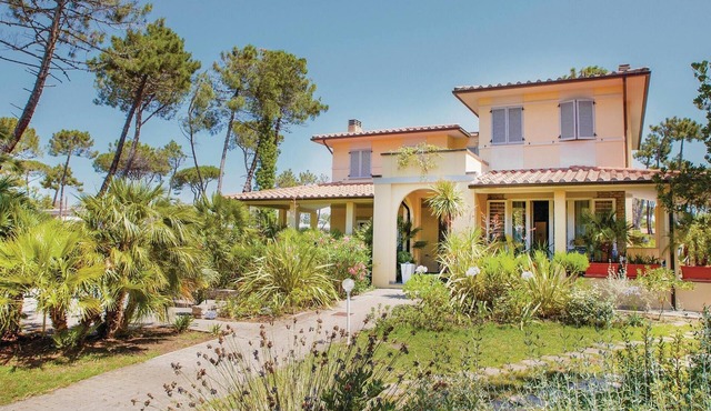 3 bedroom amazing home in Principina Mare GR