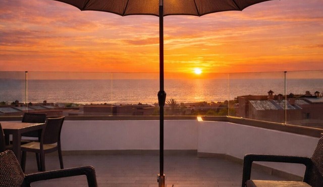 4 Apartment Villa 3min To Beach AC Parking Cleaner