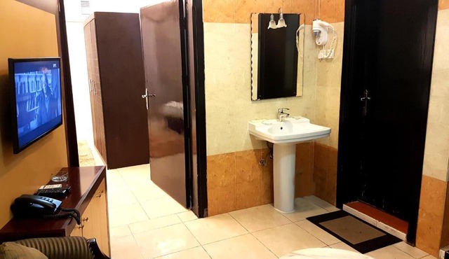 4 Qasr Latheqiya For Serviced Apartments