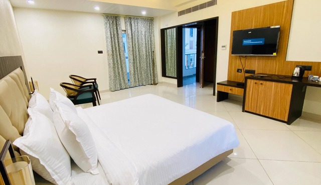 7 Hills Hotel & Resort