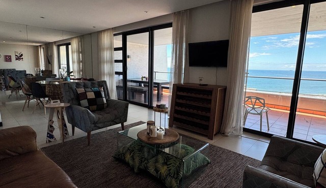 Accommodation Front - Marvellous 6 Sleeper Across Ushaka Marine World