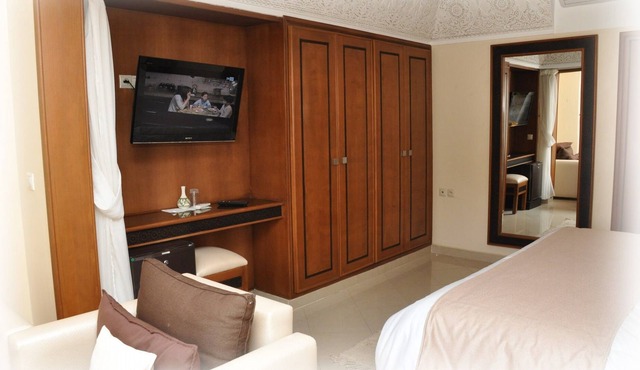 Aferni Hotel