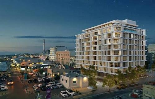AH - Port TLV Luxury Apartment With Jacuzzi