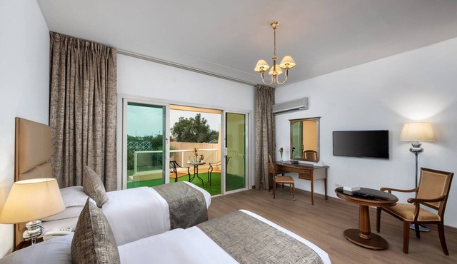 Airport Hotel
