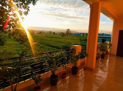 Airport Luxury Homestay- Near Jolly Grant Airport Dehradun