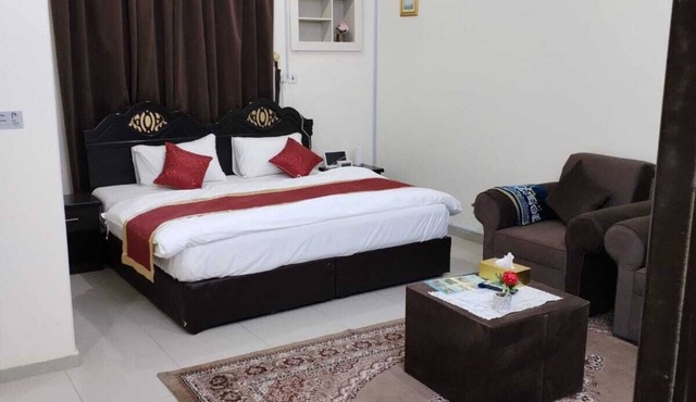 Al Eairy Serviced Apartments Company 4