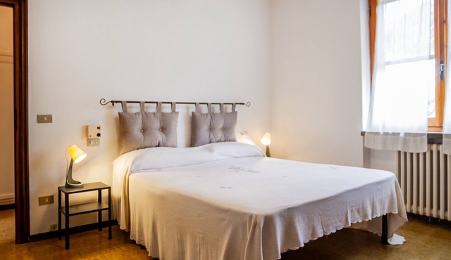 Apartment 'Villa Rodolfo' with Private Terrace, Garden, and Air Conditioning