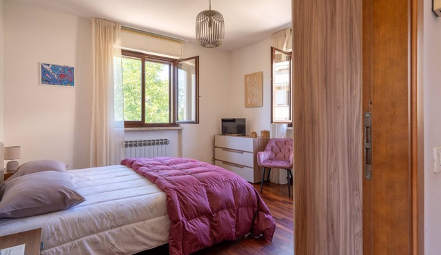 Apartment 'Posta Del Lago' with Lake View, Private Terrace and Wi-Fi