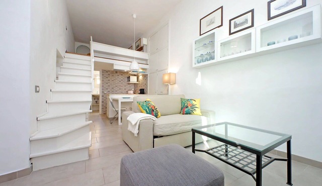 Apartment in Rome with 0 bedrooms sleeps 2