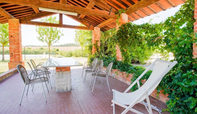 Apartment in Castiglione near Lake Trasimeno