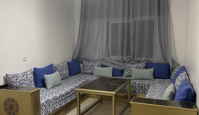 Apartment on Residence with picsine