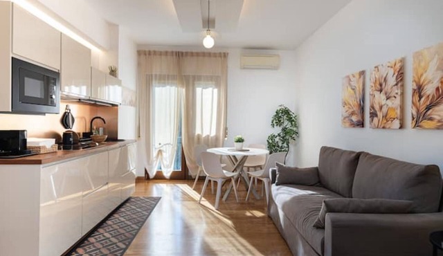 Apartment 'Your Place in Italy - Rome Apt 1' with Wi-Fi and Air Conditioning