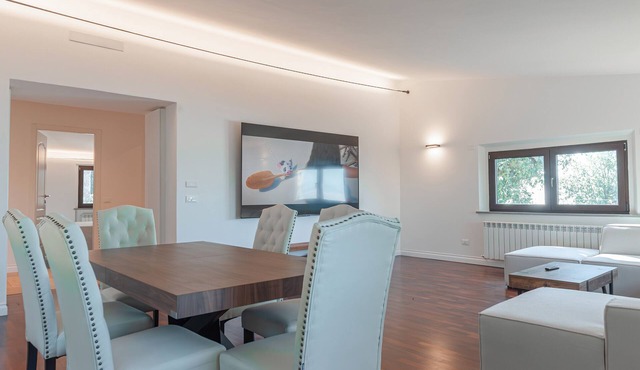 Appartamento 'Vista Lago' with Lake View, Private Garden and Wi-Fi
