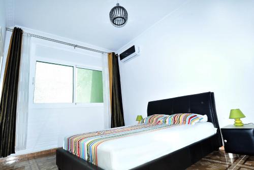 Appartement 2 chambres tout confort, Plage de SAÏDIA à 700m, CLIM, WIFI, parking gratuit