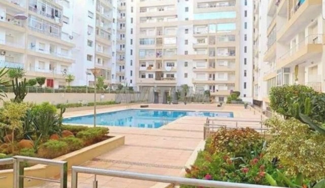Appartement vue mer Ensoleillé Avec Piscine